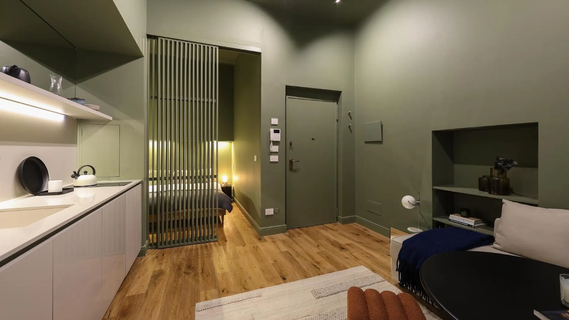 La Petite Suite Gae Aulenti Milan 0*,